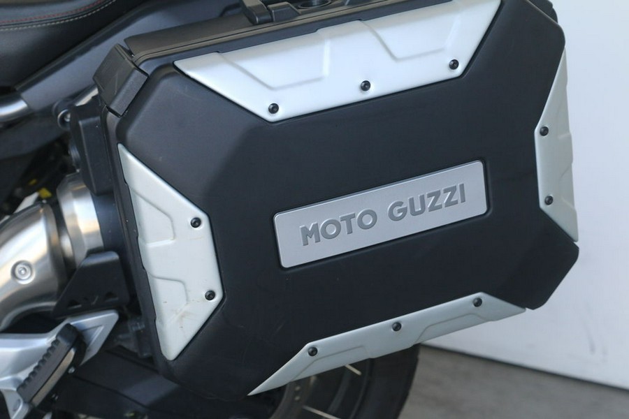 2023 Moto Guzzi V85 TT