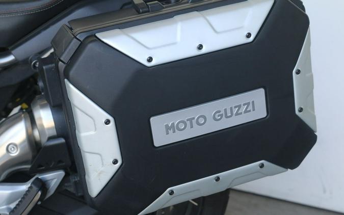 2023 Moto Guzzi V85 TT