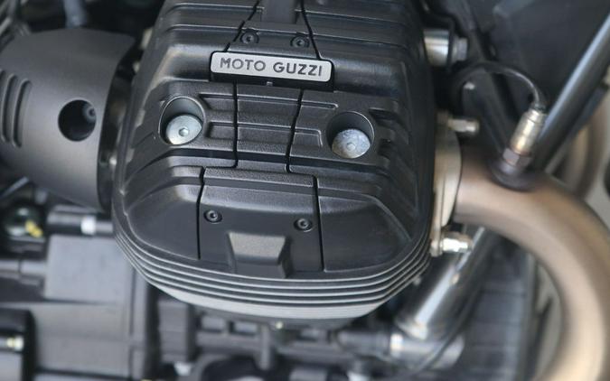 2023 Moto Guzzi V85 TT