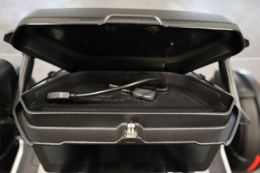 2025 Can-Am® Canyon XT