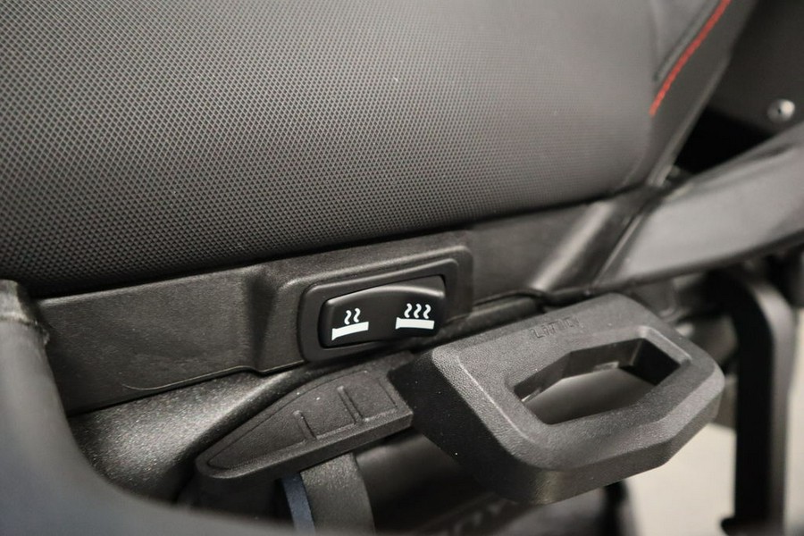 2025 Can-Am® Canyon XT