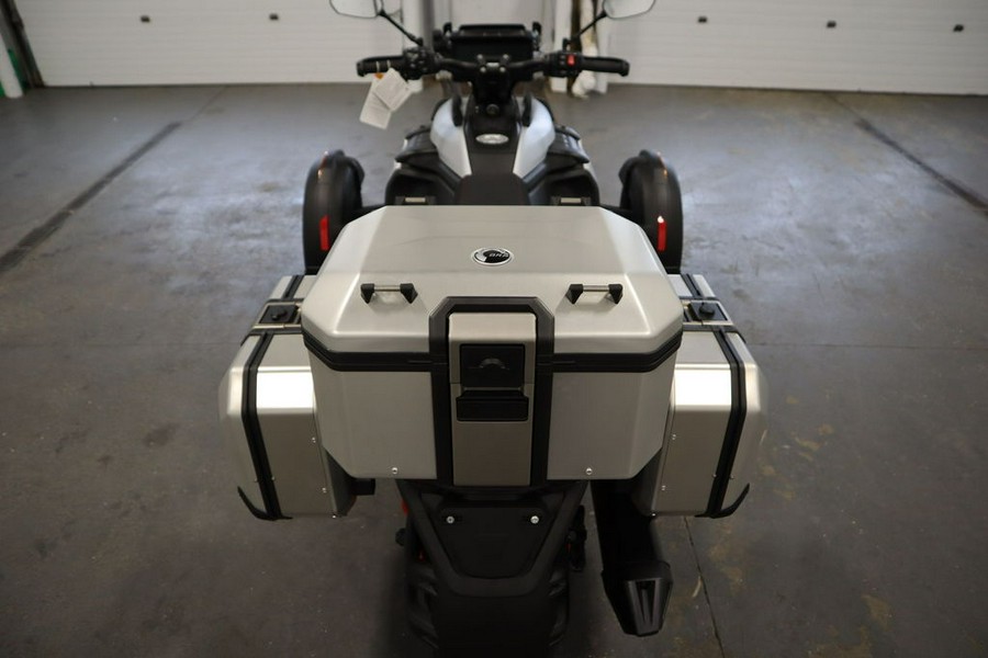 2025 Can-Am® Canyon XT