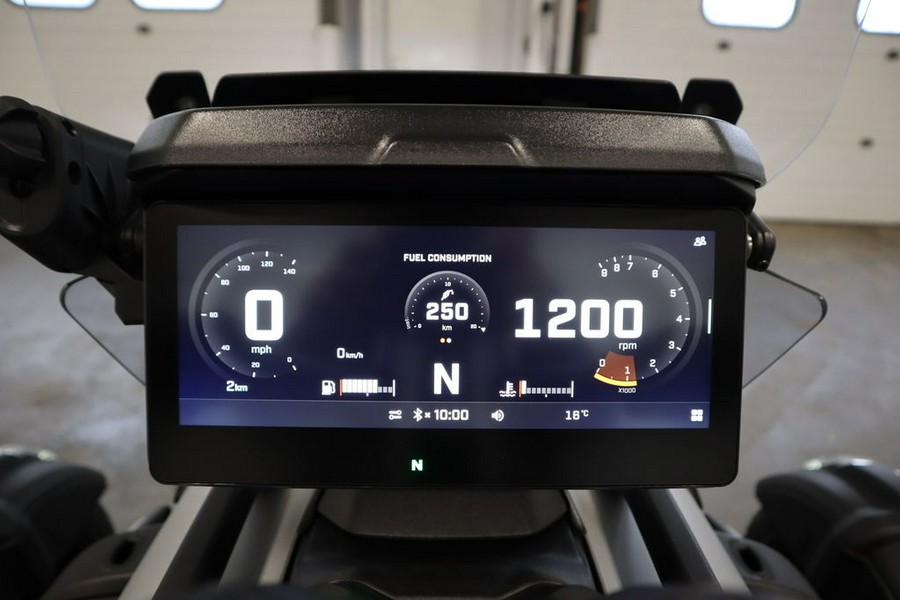 2025 Can-Am® Canyon XT