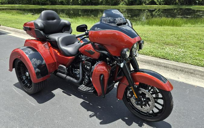 FLHTCUTG 2025 Tri Glide Ultra