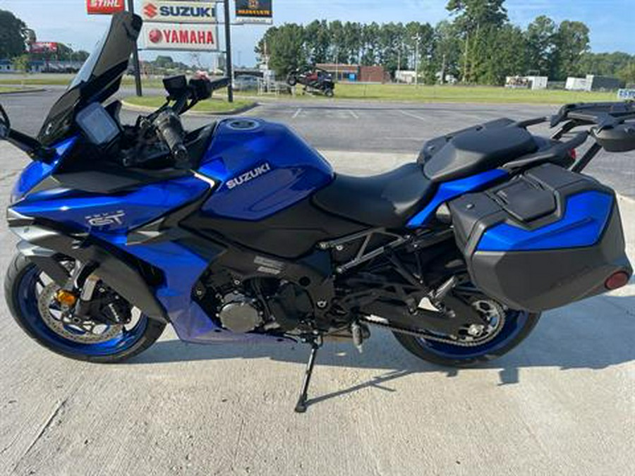2025 Suzuki GSX-S1000GT+
