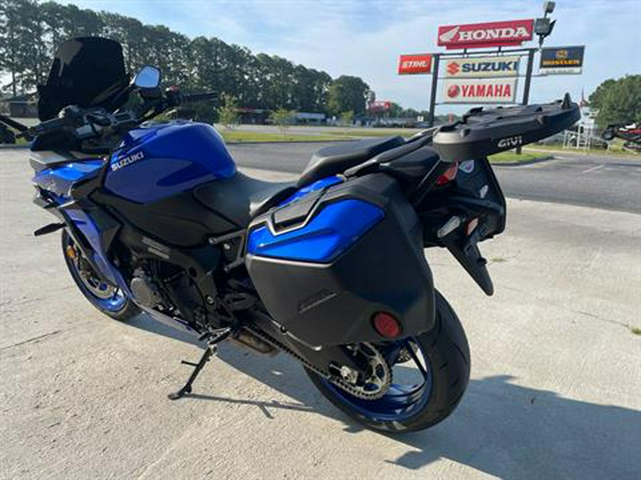 2025 Suzuki GSX-S1000GT+