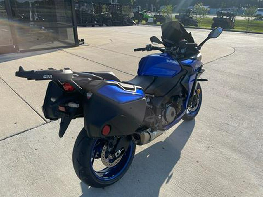 2025 Suzuki GSX-S1000GT+
