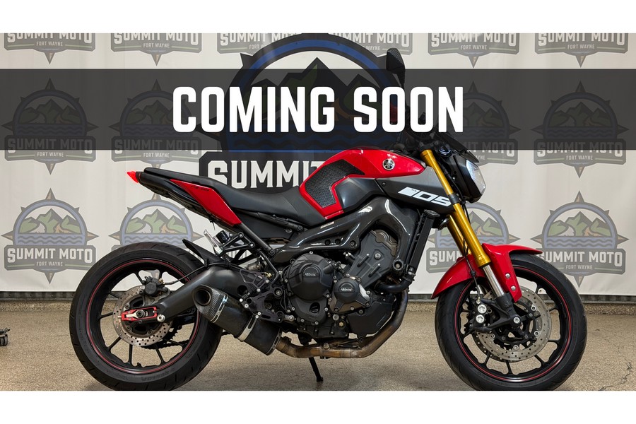 2014 FZ-09 - Yamaha