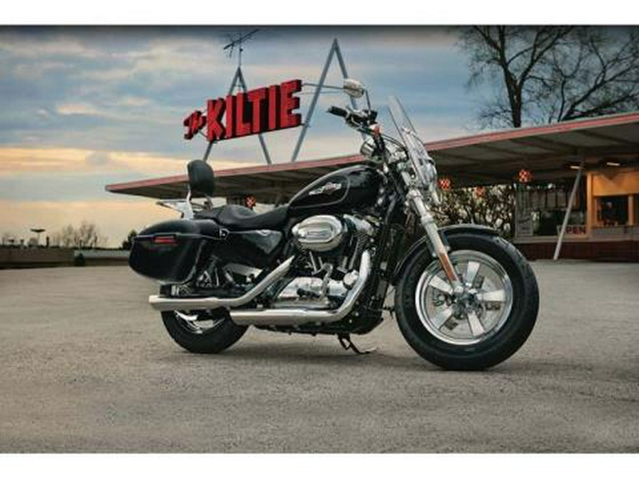 2012 Harley-Davidson Sportster® 1200 Custom