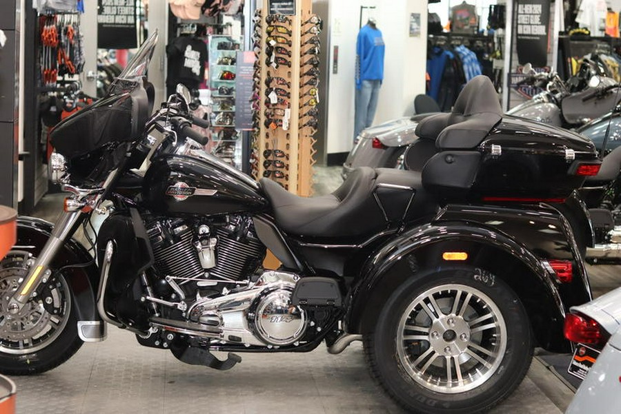 2024 Harley-Davidson® FLHTCUTG - Tri Glide® Ultra