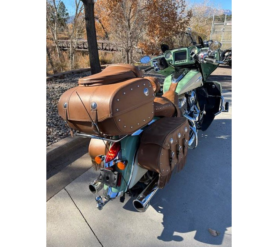 2017 Indian Motorcycle ROADMASTER CLASSIC, WILLOW GRN / CRM, 49ST Classic