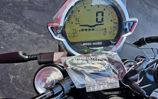 2026 Moto Guzzi V7 Sport