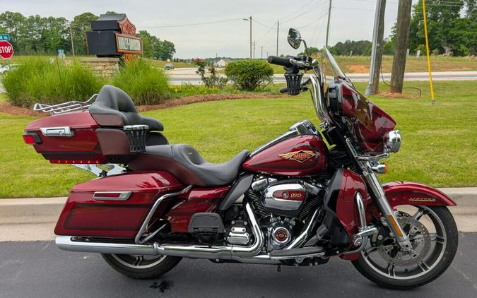 2023 Harley-Davidson® Ultra Limited Heirloom Red Fade