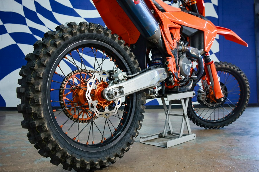 2022 450 SX F FACTORY EDITION - KTM