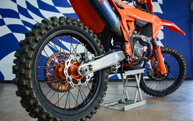 2022 450 SX F FACTORY EDITION - KTM