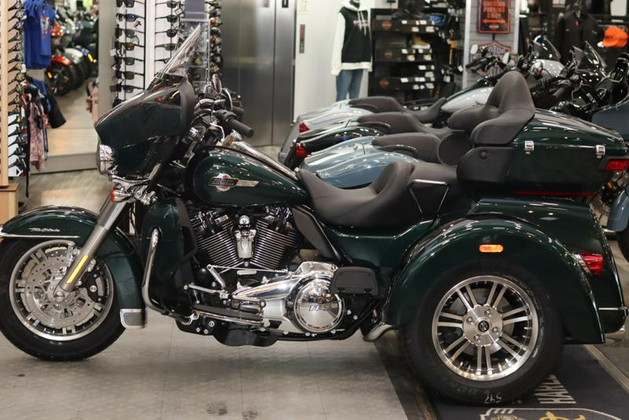 2024 Harley-Davidson® FLHTCUTG - Tri Glide® Ultra