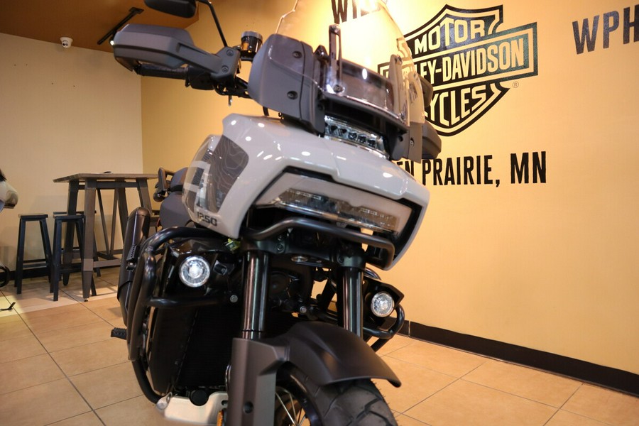 2024 Harley-Davidson HD Adventure Touring RA1250S Pan America Special