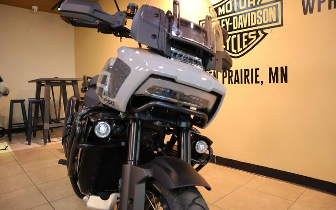 2024 Harley-Davidson HD Adventure Touring RA1250S Pan America Special