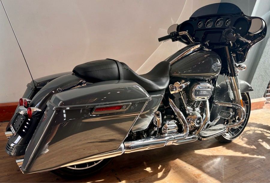 2022 Harley-Davidson Street Glide® Special