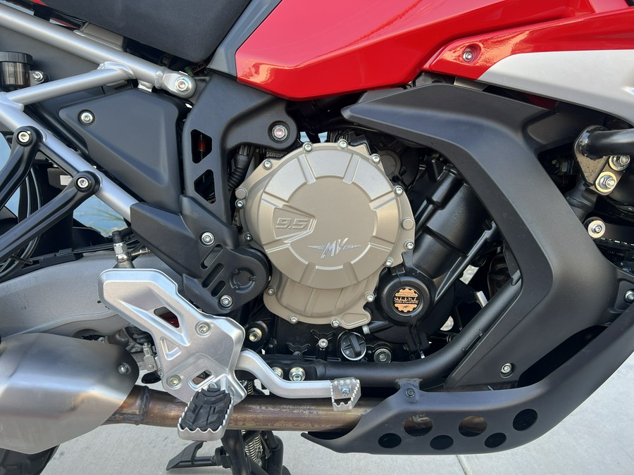 2024 MV AGUSTA ENDURO VELOCE DEMO - D000607F