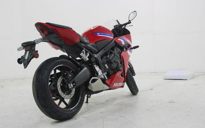 2026 Honda CBR650R E-Clutch