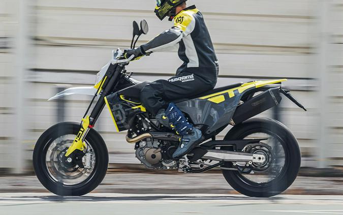 2023 Husqvarna 701 Supermoto