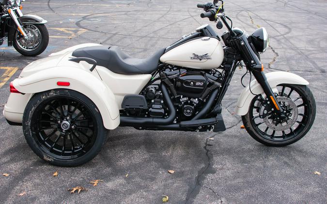 2023 Harley-Davidson Freewheeler