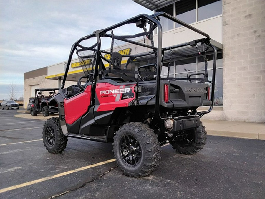2025 Honda Pioneer 1000-5 Deluxe