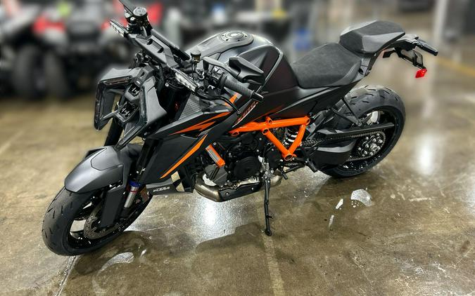2026 KTM 1390 SUPER DUKE R EVO