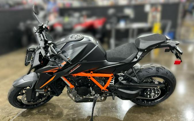 2026 KTM 1390 SUPER DUKE R EVO