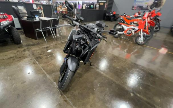 2026 KTM 1390 SUPER DUKE R EVO