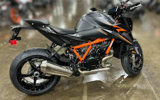 2026 KTM 1390 SUPER DUKE R EVO