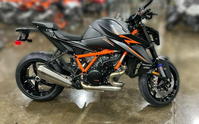 2026 KTM 1390 SUPER DUKE R EVO