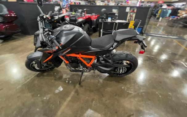 2026 KTM 1390 SUPER DUKE R EVO