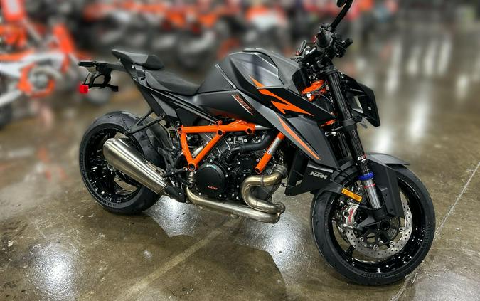 2026 KTM 1390 SUPER DUKE R EVO