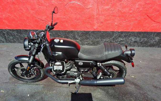 2024 Moto Guzzi V7 Stone