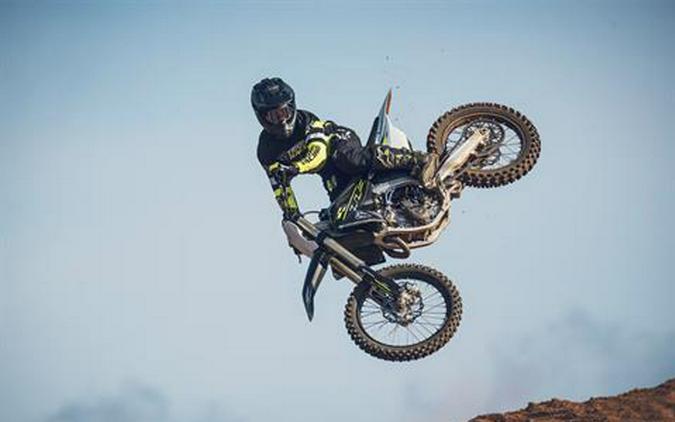 2026 Triumph TF 450-X
