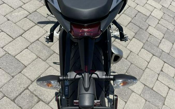 2024 Triumph Street Triple R Matte Silver Ice