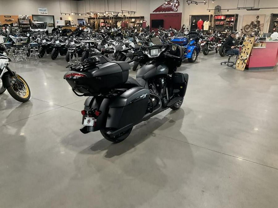2025 Indian Motorcycle® Challenger® Limited Black Metallic