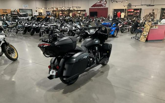 2025 Indian Motorcycle® Challenger® Limited Black Metallic