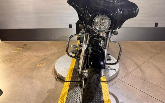 2017 Harley-Davidson® FLHX - Street Glide®