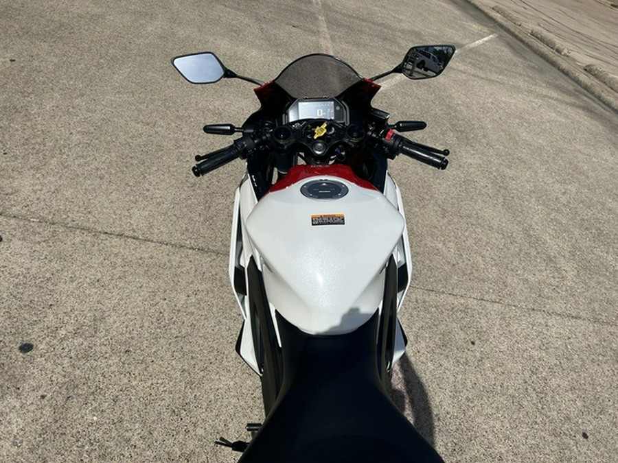 2026 Yamaha YZF R3 70Th Anniversary Edition