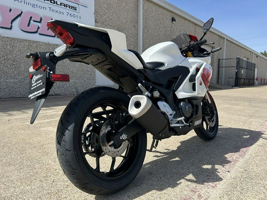 2026 Yamaha YZF R3 70Th Anniversary Edition