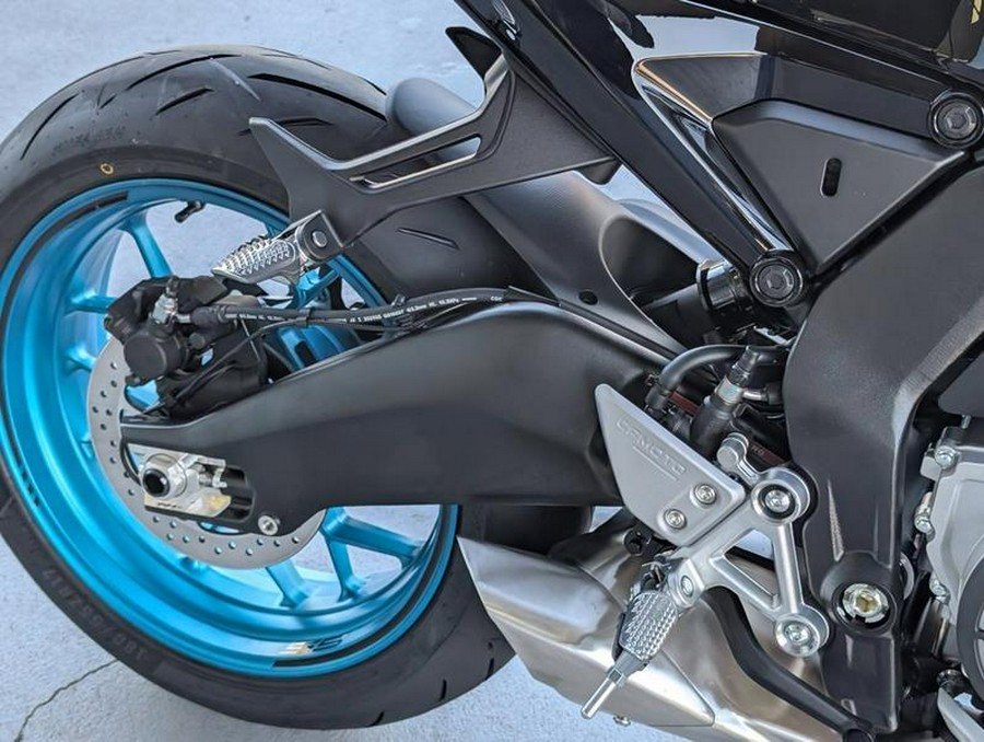 2026 CFMOTO 675SS