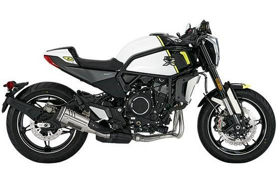 2023 CFMOTO 700CL-X SPORT