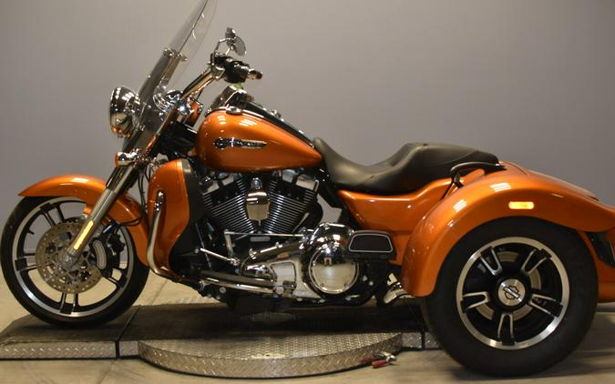 2015 Harley-Davidson Freewheeler