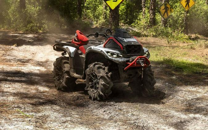 2025 Can-Am Outlander X mr 1000R Granite Grey & Legion Red 1000R