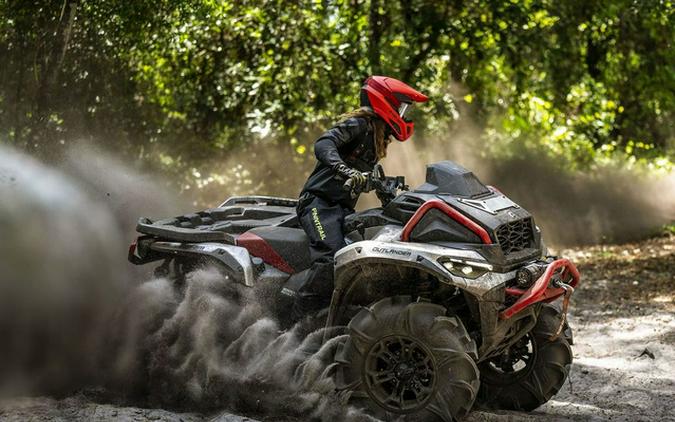 2025 Can-Am Outlander X mr 1000R Granite Grey & Legion Red 1000R