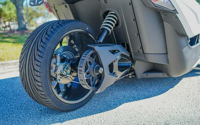 2026 Polaris Slingshot SL Manual