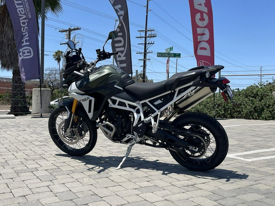 2024 Triumph Tiger 900 Rally Pro Matt Khaki Green / Matt Phantom Black